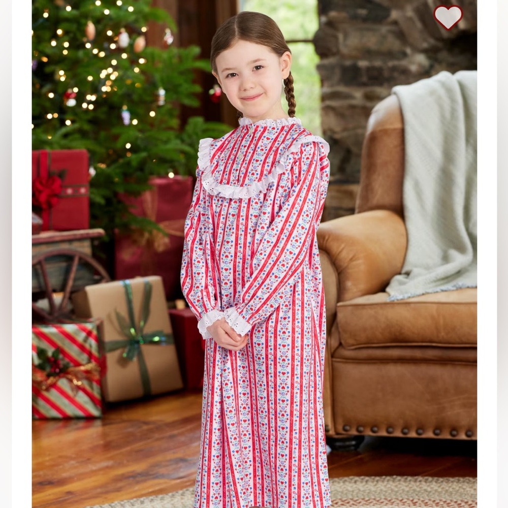Little Girls Lanz of Salzburg Flannel Nightgown in Classic Red Pattern